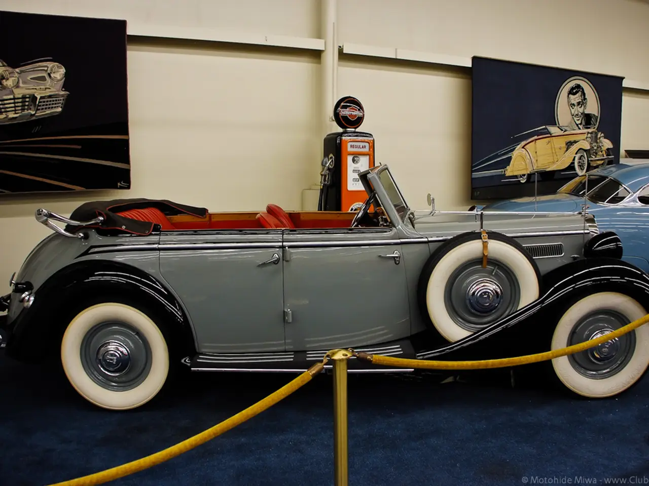 Travel Mementos: Gather Round the Flags – A Celebration of Souvenir Pennants from Rallies