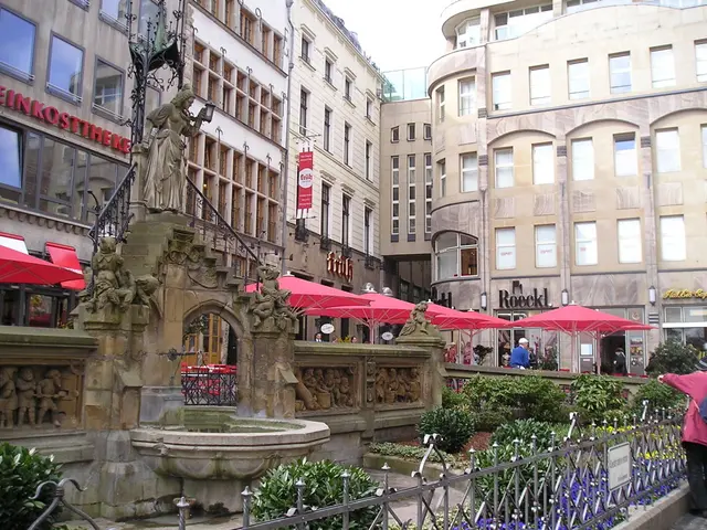 City officials have no plans for constructing a banquet within Regensburg's city park