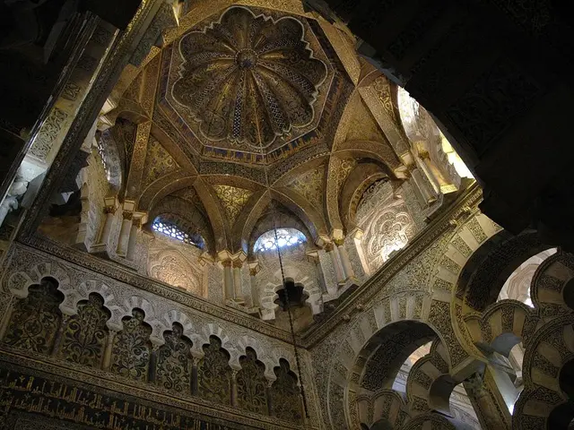 Protests Erupt Over Sijena Murals During Inspections by Aragon Team