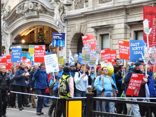 Essential Guidelines for an Unforgettable Holiday Experience at European Christmas Markets (25...